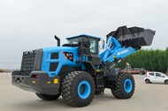 Фронтальный погрузчик ENSING  YX677HV г/п 7500 кг ковш 5,2 м3