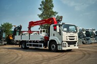 Бортовой грузовик ISUZU 4x2 г/п 6т дв 139кВт/189л.с. c КМУ UNIC URV505 г/п 5т 5 секций 13,38 м