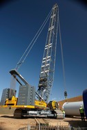 Гусеничный кран SANY SCC8300 грузоподъемностью до 300 тонн